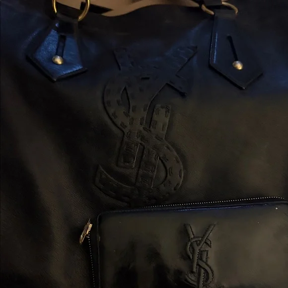Yves Saint Laurent Elegant Black Tote and Wallet - Picture 9 of 13